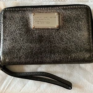 Marc Jacob’s wristlet wallet